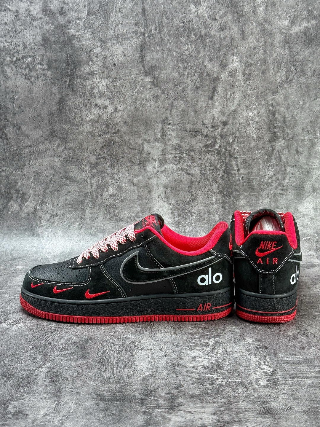 220 Nike Air Force 1 Low 07 x ALO 黑红三小勾满天星 SS1979-009-Chinese UA Cheap High Quatity Brand Clothes Bags handbags Sneakers wholesale wholesaler seller from China Factory suppliers Fashion Clothing Shoes best Quality Beautiful Price 220 Nike Air Force 1 Low 07 x ALO 黑红三小勾满天星 SS1979-009