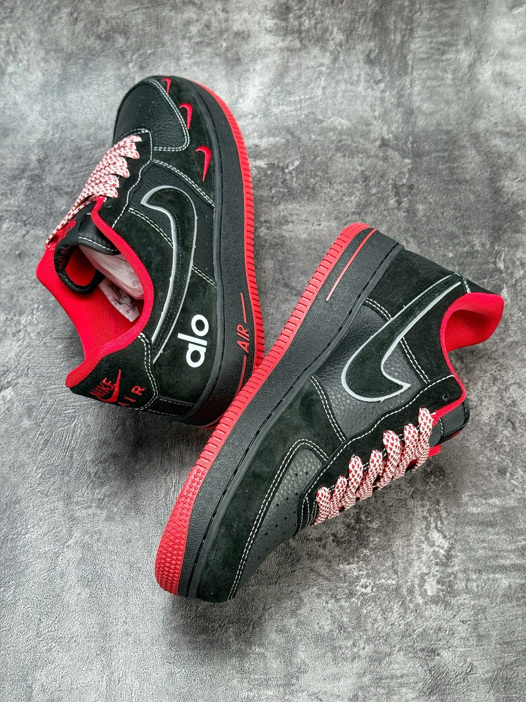 220 Nike Air Force 1 Low 07 x ALO 黑红三小勾满天星 SS1979-009-Chinese UA Cheap High Quatity Brand Clothes Bags handbags Sneakers wholesale wholesaler seller from China Factory suppliers Fashion Clothing Shoes best Quality Beautiful Price 220 Nike Air Force 1 Low 07 x ALO 黑红三小勾满天星 SS1979-009