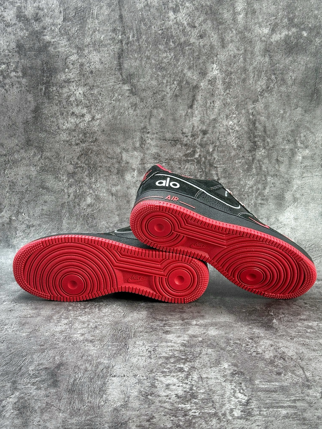 220 Nike Air Force 1 Low 07 x ALO 黑红三小勾满天星 SS1979-009-Chinese UA Cheap High Quatity Brand Clothes Bags handbags Sneakers wholesale wholesaler seller from China Factory suppliers Fashion Clothing Shoes best Quality Beautiful Price 220 Nike Air Force 1 Low 07 x ALO 黑红三小勾满天星 SS1979-009