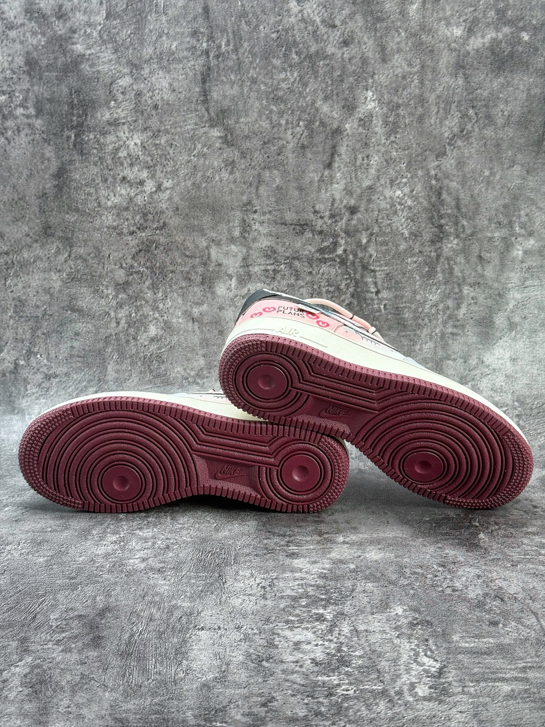 220 Nike Air Force 1 Low 07 蓝白粉涂鸦小勾绑带 FB1839-125-Chinese UA Cheap High Quatity Brand Clothes Bags handbags Sneakers wholesale wholesaler seller from China Factory suppliers Fashion Clothing Shoes best Quality Beautiful Price 220 Nike Air Force 1 Low 07 蓝白粉涂鸦小勾绑带 FB1839-125