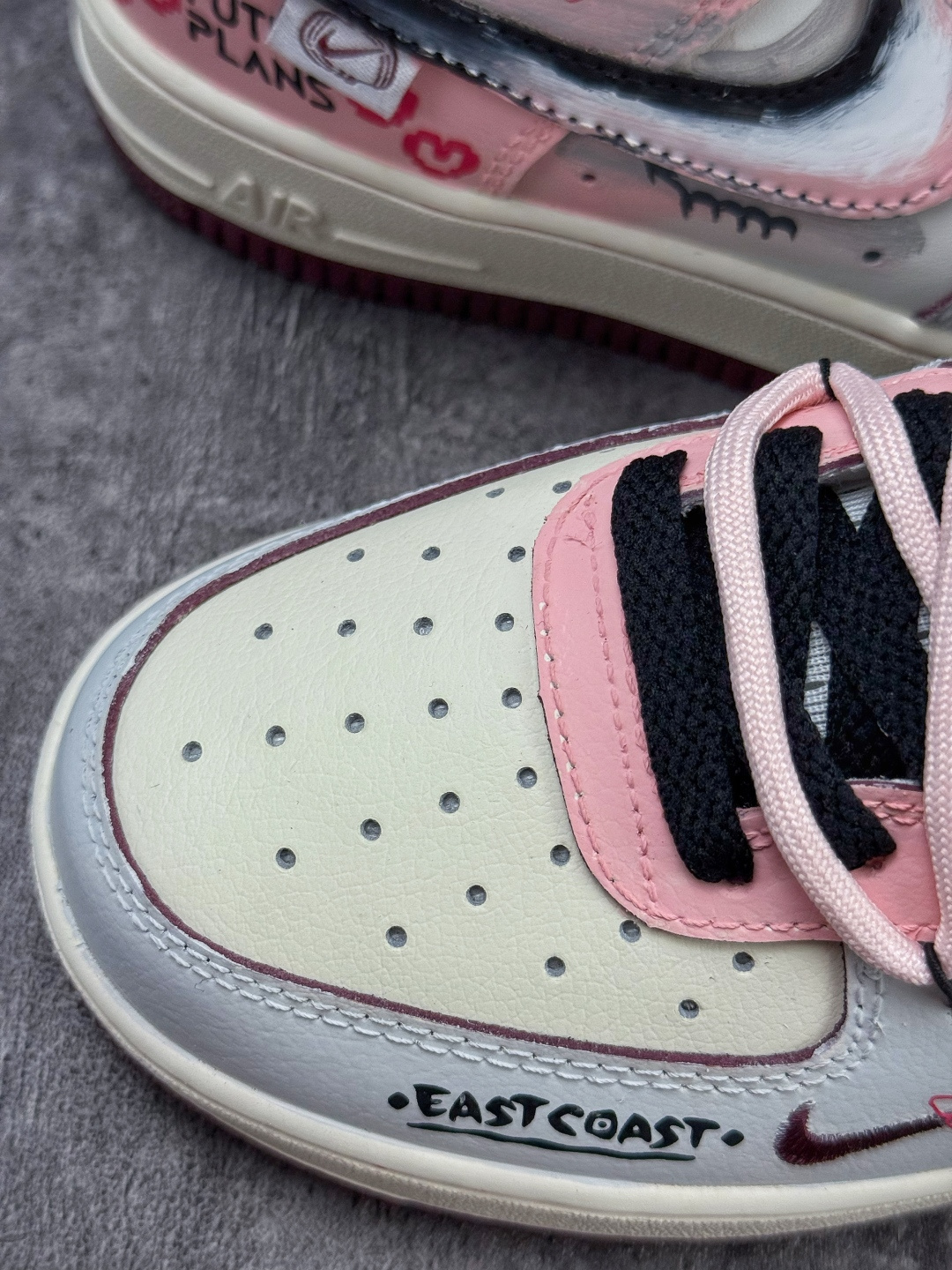 220 Nike Air Force 1 Low 07 蓝白粉涂鸦小勾绑带 FB1839-125-Chinese UA Cheap High Quatity Brand Clothes Bags handbags Sneakers wholesale wholesaler seller from China Factory suppliers Fashion Clothing Shoes best Quality Beautiful Price 220 Nike Air Force 1 Low 07 蓝白粉涂鸦小勾绑带 FB1839-125