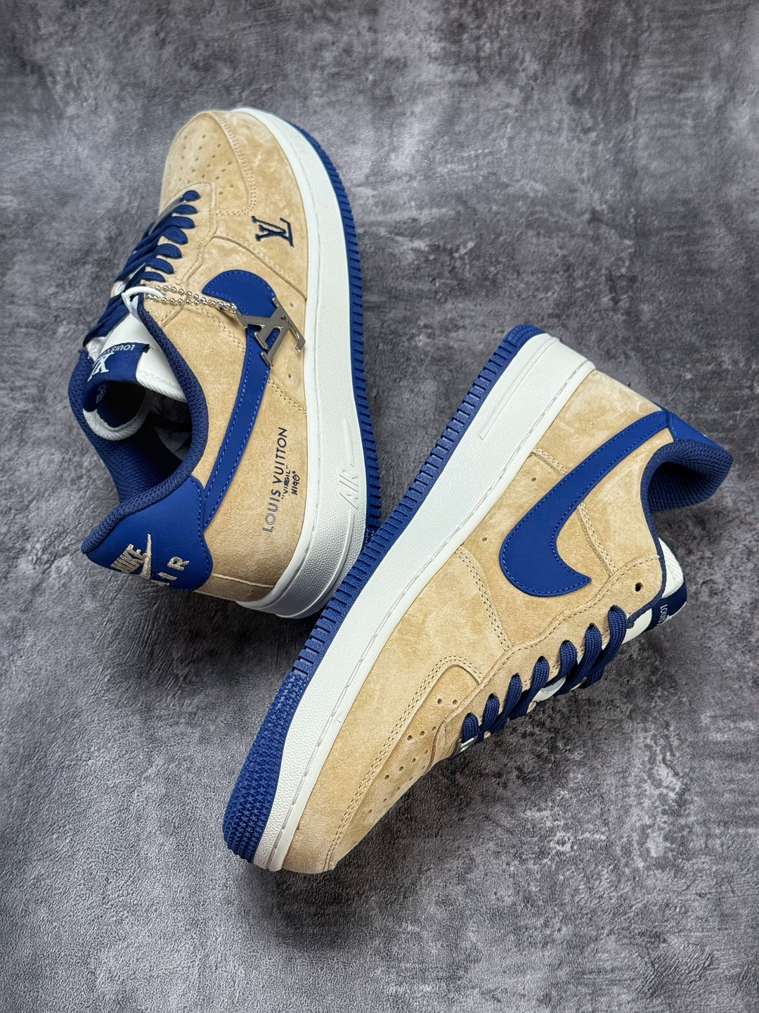 Nike Air Force 1 Low 07 x Louis Vuitton 棕蓝 FQ3545-300 Nike Air Force 1 Low 07 x Louis Vuitton 棕蓝 FQ3545-300