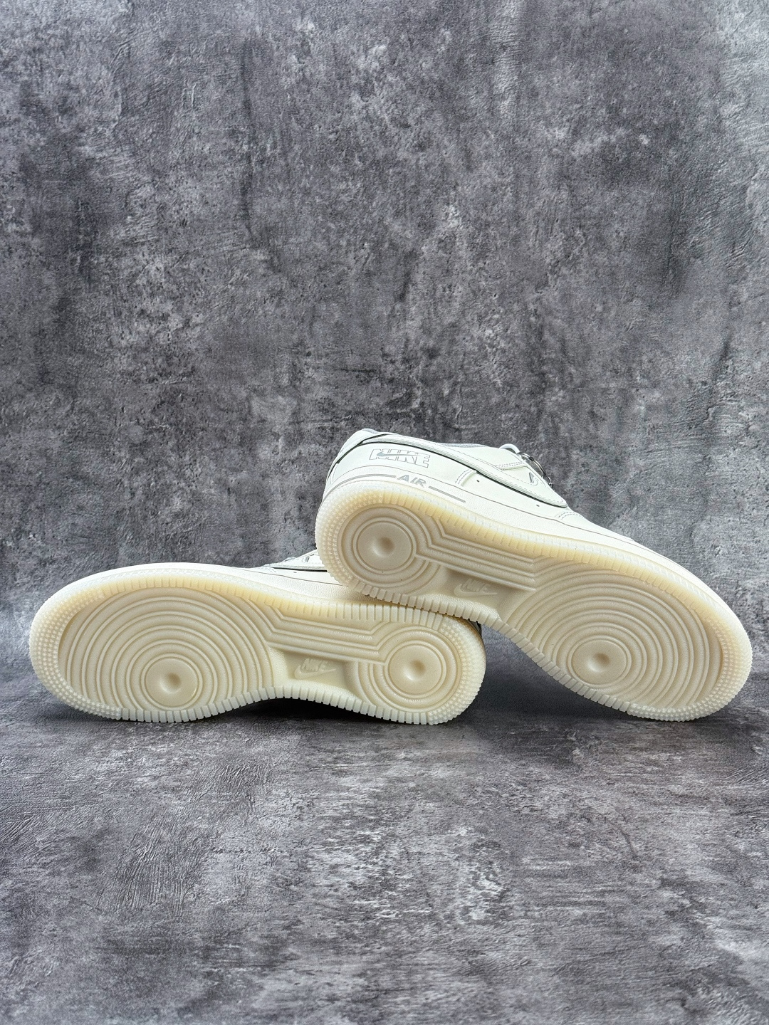 Nike Air Force 1 Low 07 白灰小勾满天星 SM6668-133 Nike Air Force 1 Low 07 白灰小勾满天星 SM6668-133