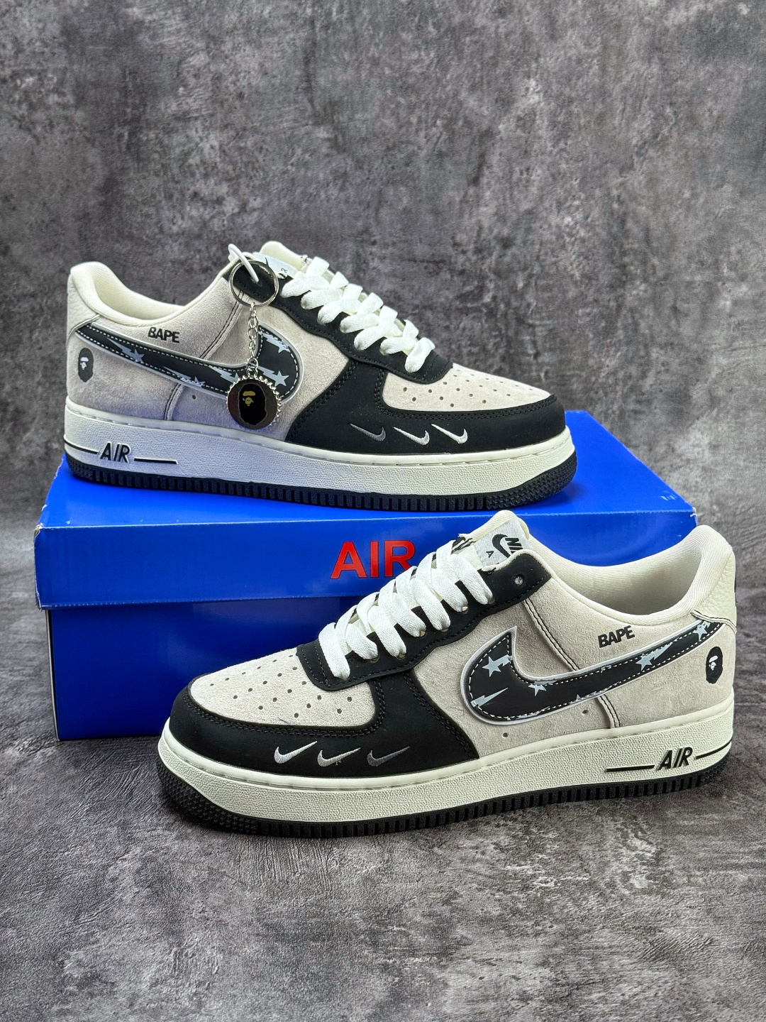 Nike Air Force 1 Low 07 x BAPE 黑白三小勾 SY1388-024 Nike Air Force 1 Low 07 x BAPE 黑白三小勾 SY1388-024
