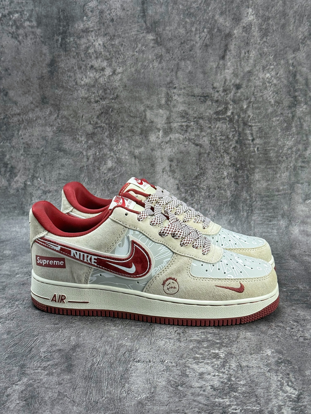 Nike Air Force 1 Low 07 x Superme 灰红小勾满天星 SS1979-012 Nike Air Force 1 Low 07 x Superme 灰红小勾满天星 SS1979-012