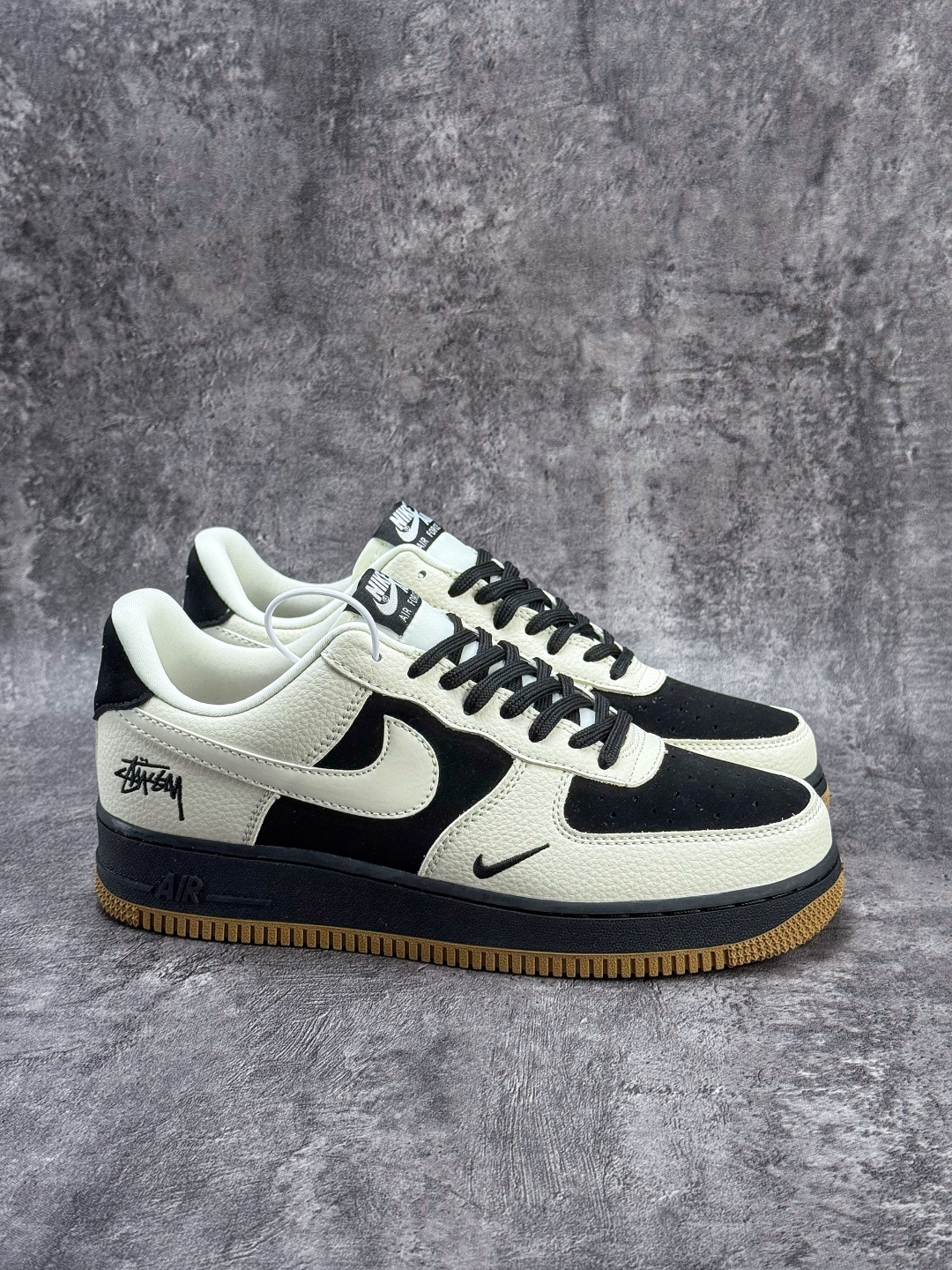Nike Air Force 1 Low 07 x Stussy 白黑小勾 LD1999-006 Nike Air Force 1 Low 07 x Stussy 白黑小勾 LD1999-006
