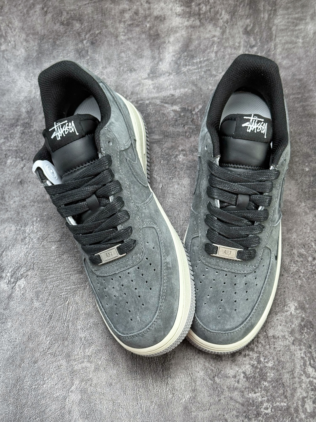 Nike Air Force 1 Low 07 x Stussy 灰黑小勾 DV5477-401 Nike Air Force 1 Low 07 x Stussy 灰黑小勾 DV5477-401