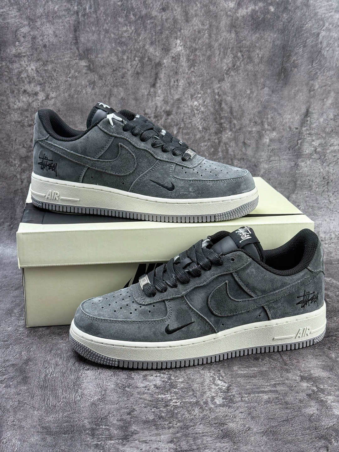 Nike Air Force 1 Low 07 x Stussy 灰黑小勾 DV5477-401 Nike Air Force 1 Low 07 x Stussy 灰黑小勾 DV5477-401