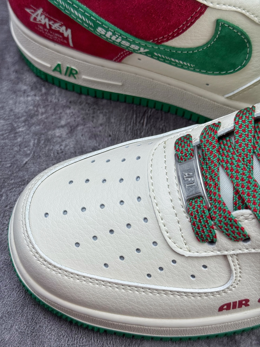 Nike Air Force 1 Low 07 x Stussy 白绿红小勾满天星 XD9314-615 Nike Air Force 1 Low 07 x Stussy 白绿红小勾满天星 XD9314-615