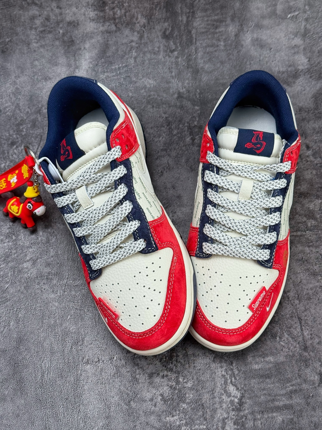 Nike SB Dunk Low 马到成功 红白蓝三小勾满天星 FC7688-209 Nike SB Dunk Low 马到成功 红白蓝三小勾满天星 FC7688-209