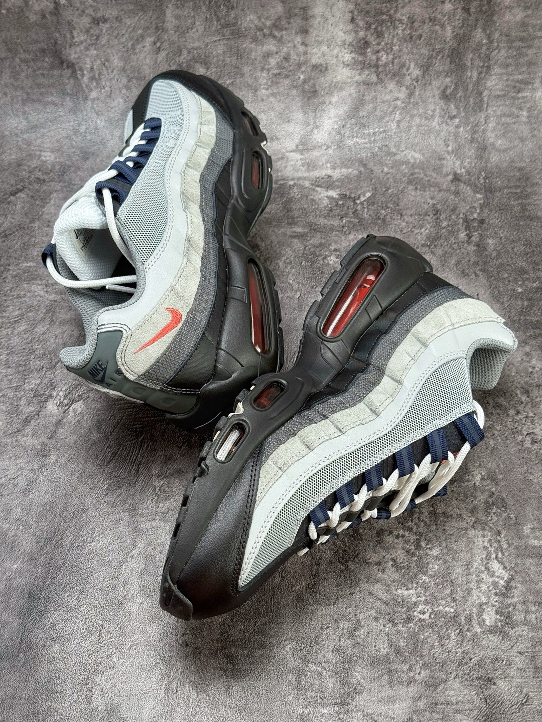 NIKE AIR MAX 95 SP 耐克 气垫复古慢跑百搭鞋休闲运动鞋 DM0011-007 NIKE AIR MAX 95 SP 耐克 气垫复古慢跑百搭鞋休闲运动鞋 DM0011-007