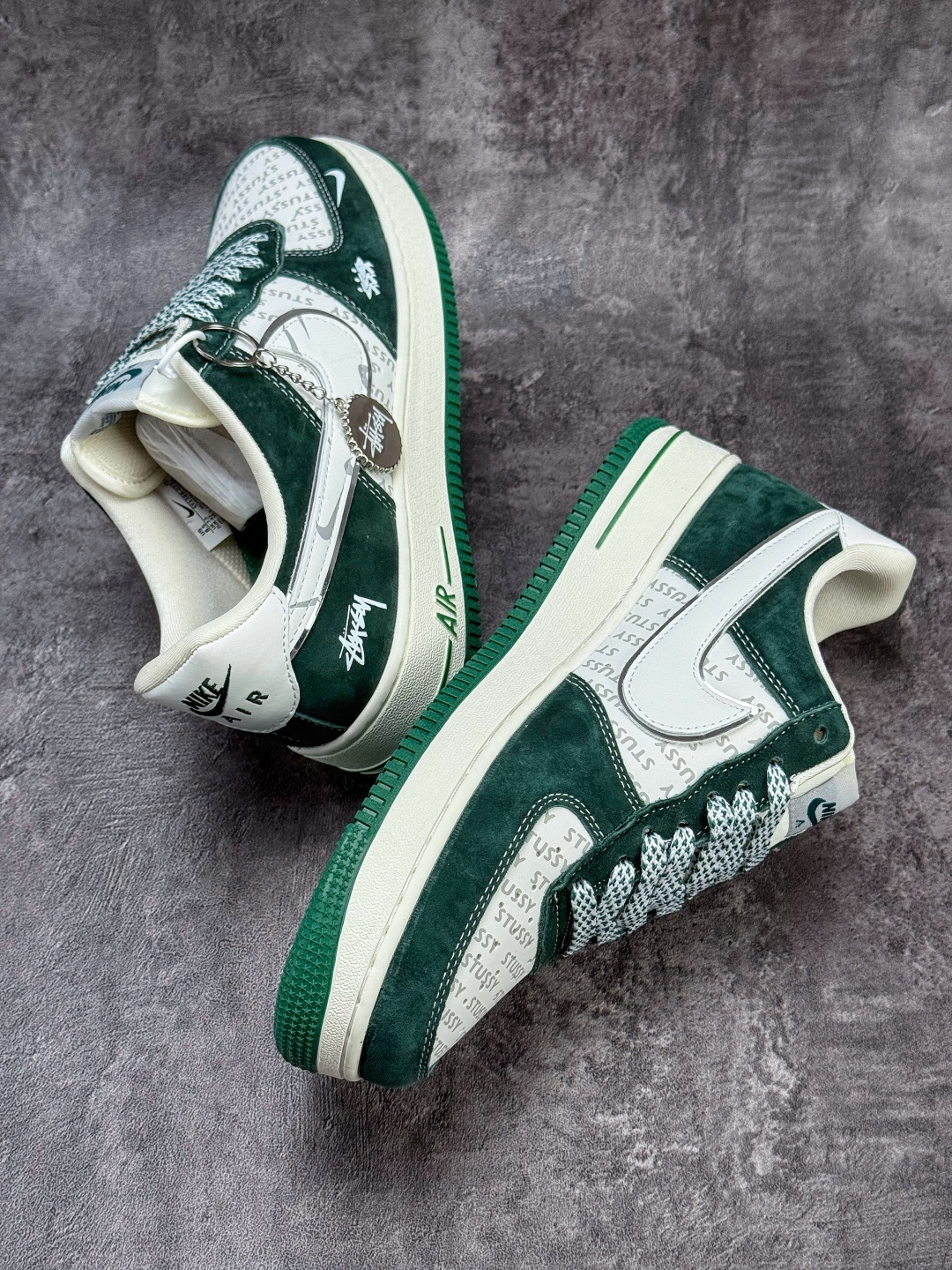 Nike Air Force 1 Low 07 x Stussy 绿白小勾满天星 SY1388-023 Nike Air Force 1 Low 07 x Stussy 绿白小勾满天星 SY1388-023