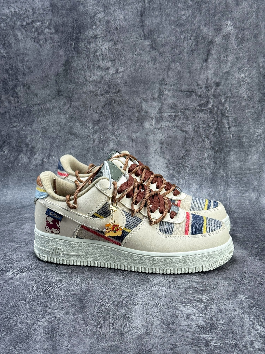 Nike Air Force 1 Low 07 马年限定 米白 CW1186-230 Nike Air Force 1 Low 07 马年限定 米白 CW1186-230