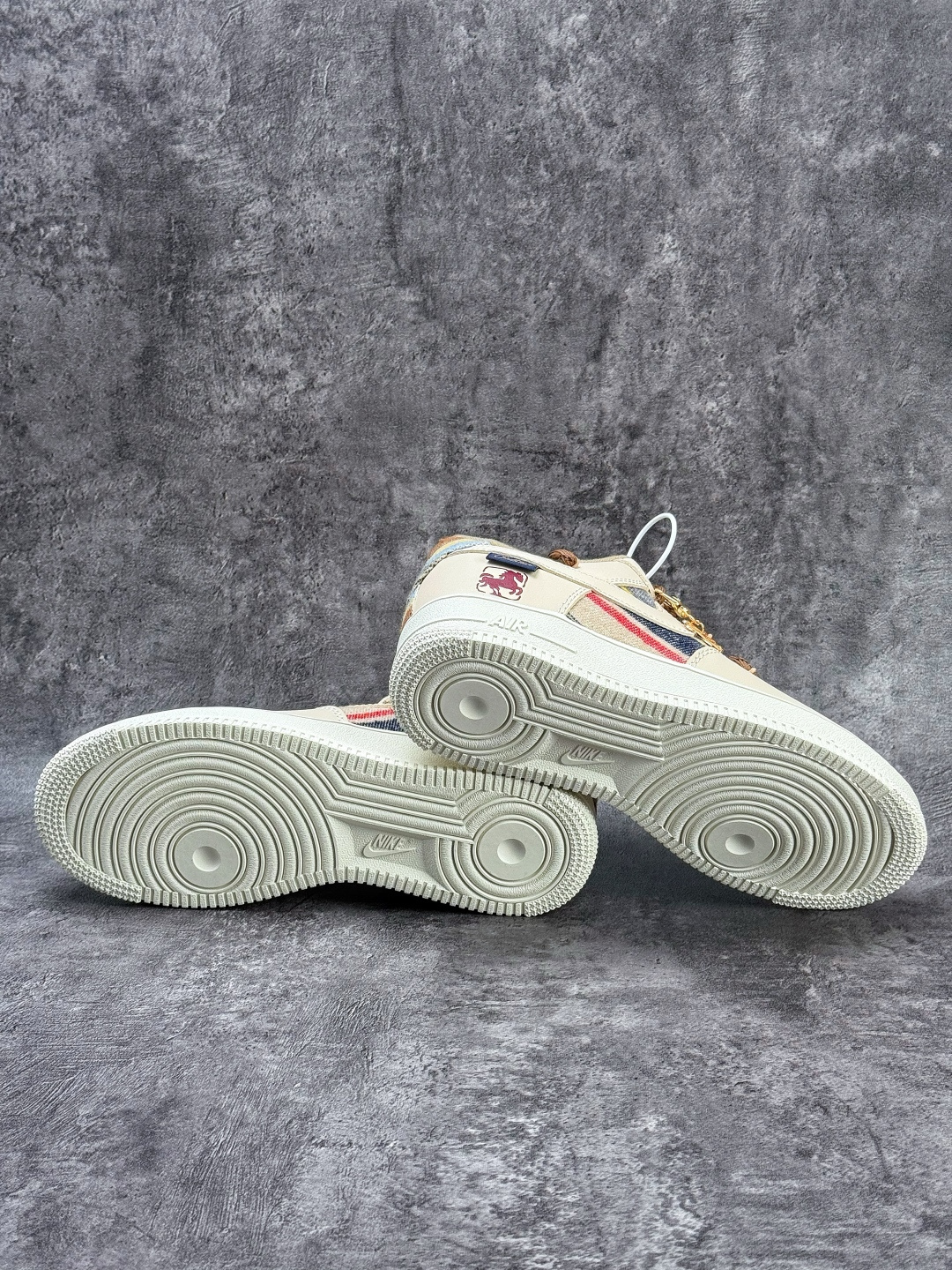Nike Air Force 1 Low 07 马年限定 米白 CW1186-230 Nike Air Force 1 Low 07 马年限定 米白 CW1186-230