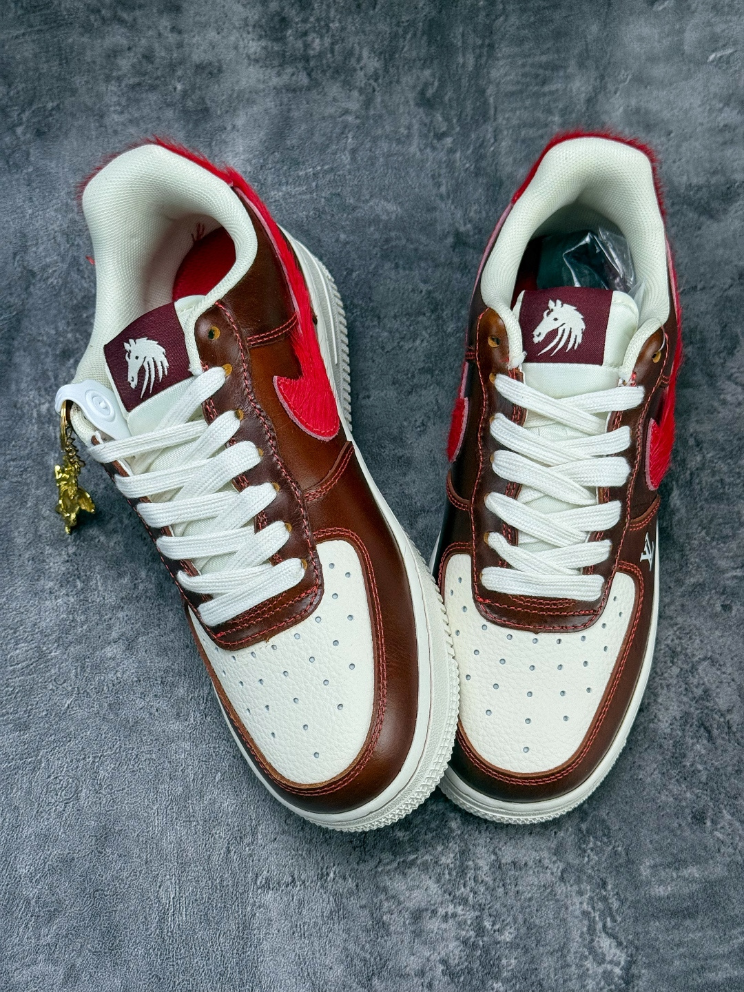 Nike Air Force 1 Low 07 x Louis Vuitton 棕白红 FV3694-103 Nike Air Force 1 Low 07 x Louis Vuitton 棕白红 FV3694-103