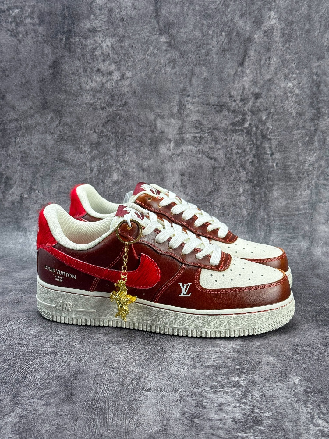 Nike Air Force 1 Low 07 x Louis Vuitton 棕白红 FV3694-103 Nike Air Force 1 Low 07 x Louis Vuitton 棕白红 FV3694-103
