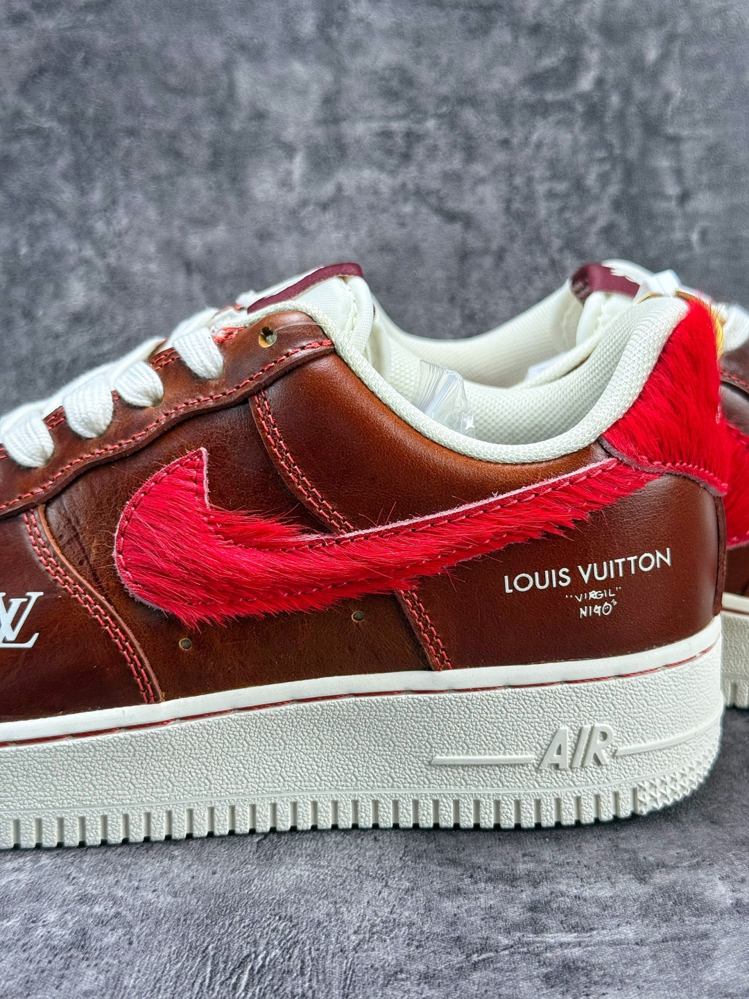 Nike Air Force 1 Low 07 x Louis Vuitton 棕白红 FV3694-103 Nike Air Force 1 Low 07 x Louis Vuitton 棕白红 FV3694-103