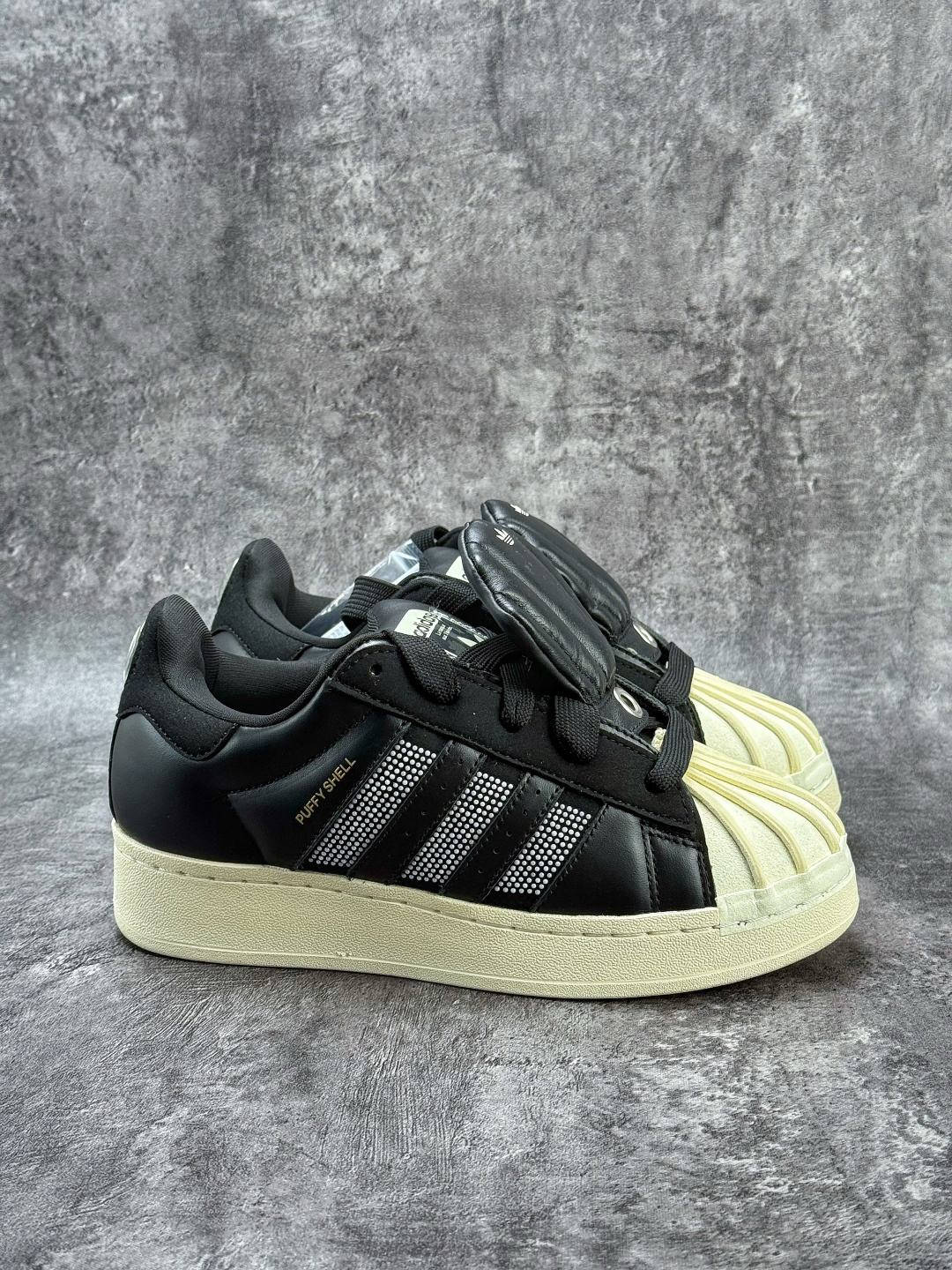 Gali x Adidas Originals Superstar Puffy Shell 联名款 贝壳头厚底休闲板鞋 KJ6976 Gali x Adidas Originals Superstar Puffy Shell 联名款 贝壳头厚底休闲板鞋 KJ6976
