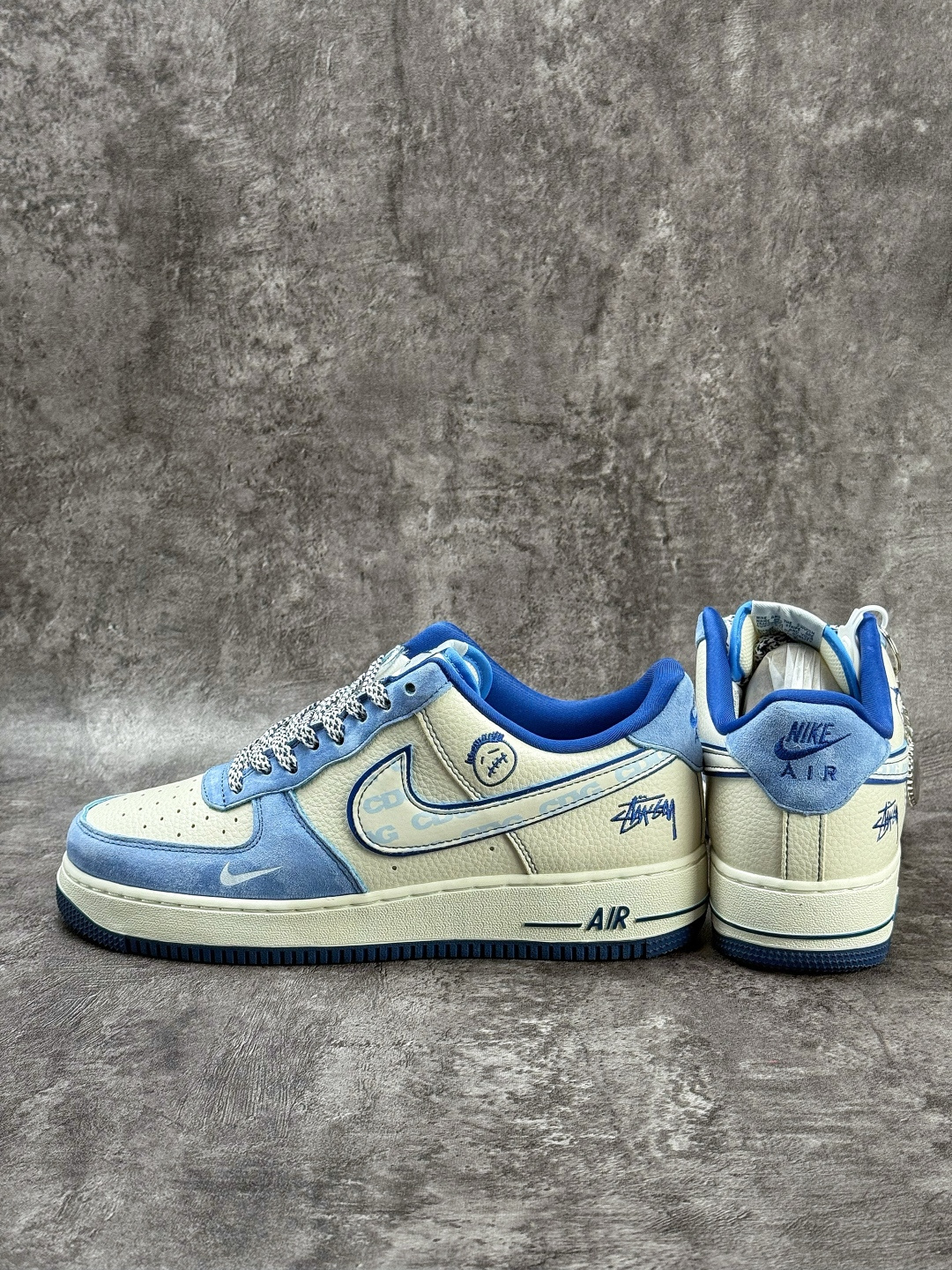 Nike Air Force 1 Low 07 x Stussy 蓝白小勾满天星 SY1388-020 Nike Air Force 1 Low 07 x Stussy 蓝白小勾满天星 SY1388-020