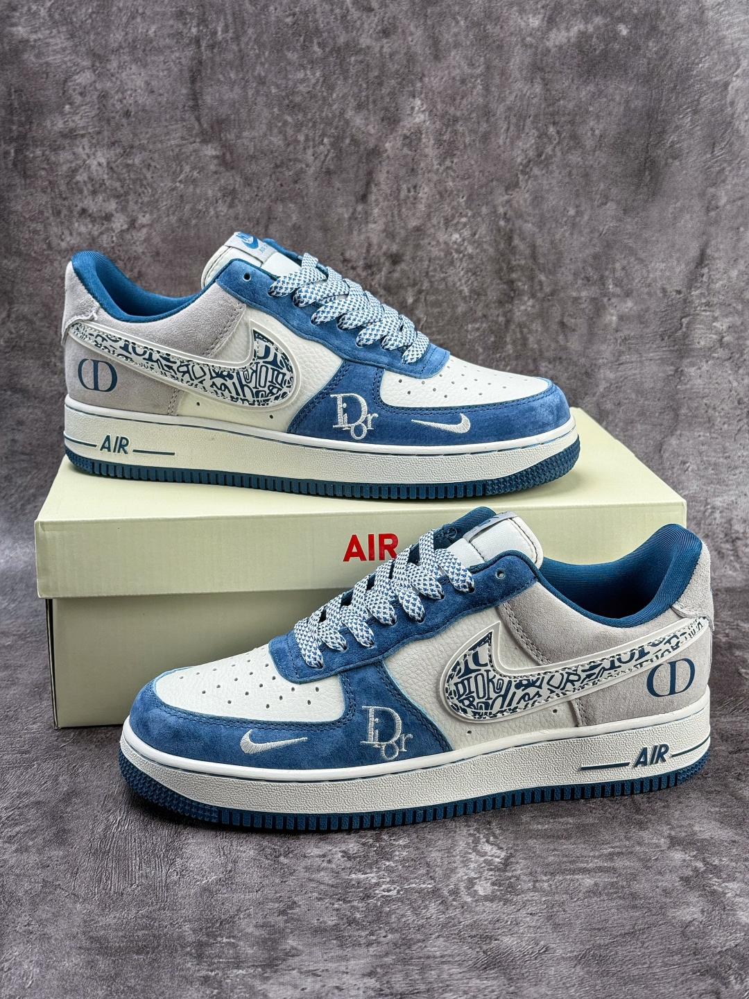 Nike Air Force 1 Low 07 x DIOR 蓝白小勾满天星 SS1979-010 Nike Air Force 1 Low 07 x DIOR 蓝白小勾满天星 SS1979-010
