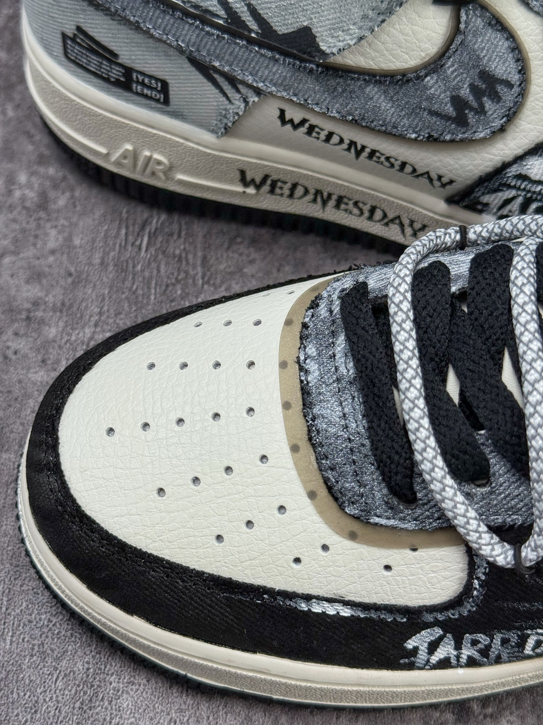 Nike Air Force 1 Low 07 黑白牛仔补丁 FB0607-110 Nike Air Force 1 Low 07 黑白牛仔补丁 FB0607-110