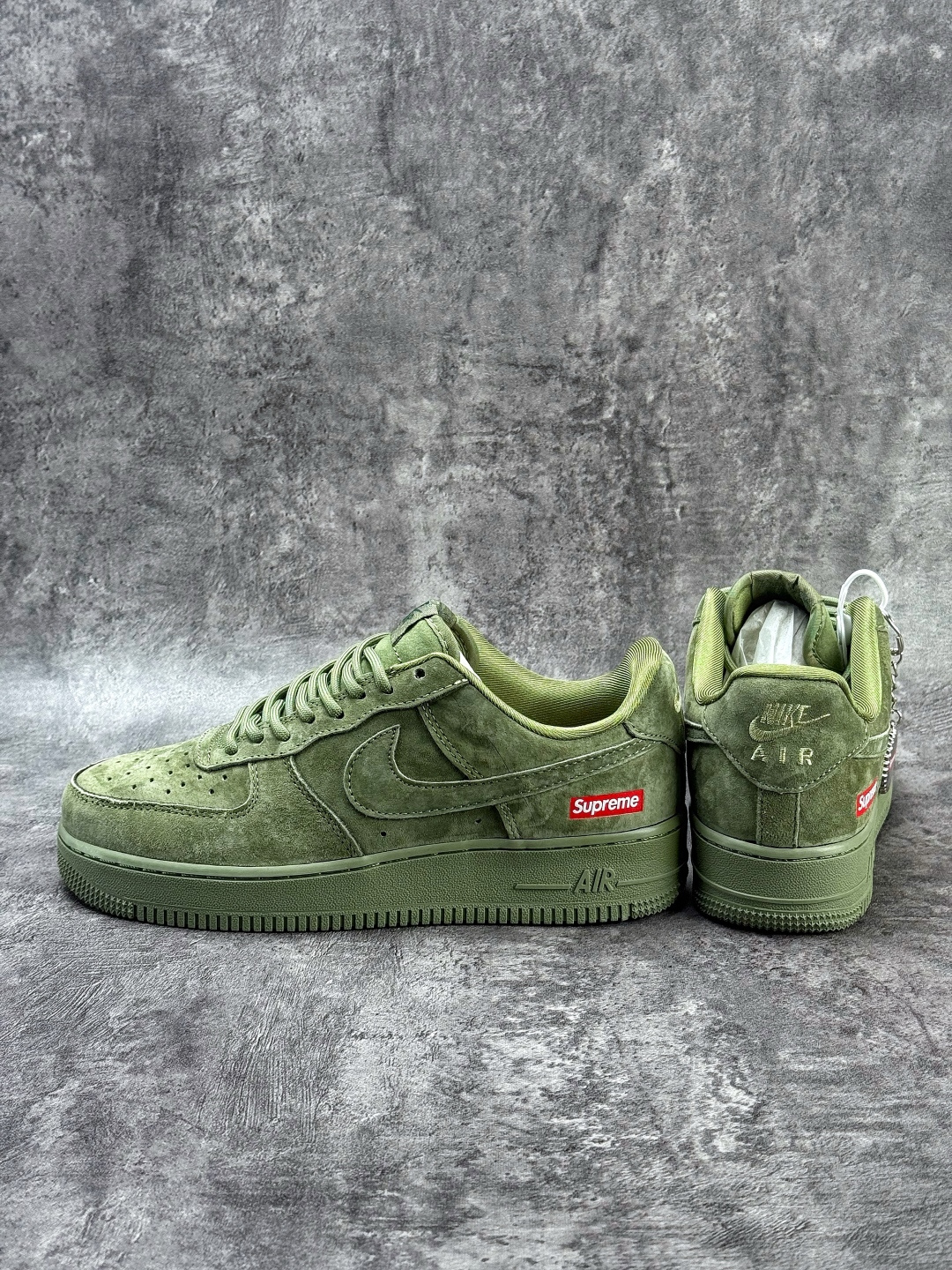 Nike Air Force 1 Low 07 x Supreme 绒面绿 DF0188-117 Nike Air Force 1 Low 07 x Supreme 绒面绿 DF0188-117