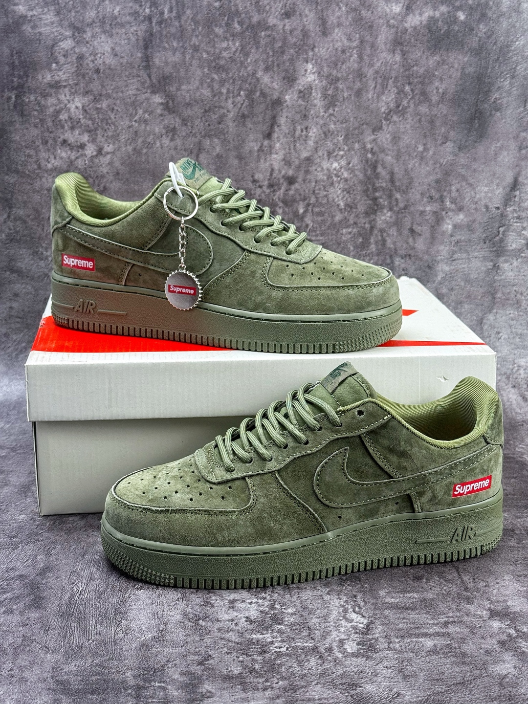 Nike Air Force 1 Low 07 x Supreme 绒面绿 DF0188-117 Nike Air Force 1 Low 07 x Supreme 绒面绿 DF0188-117