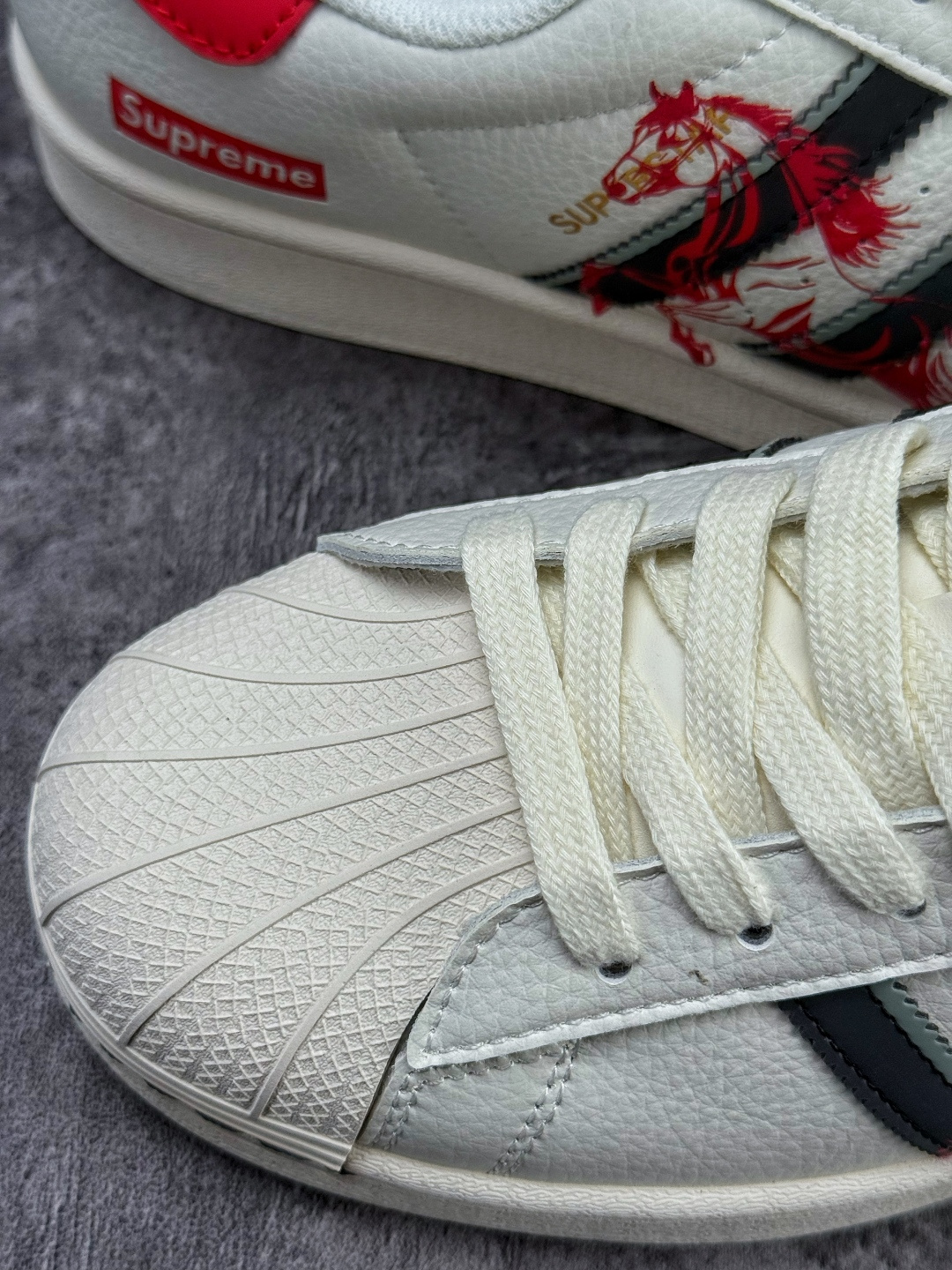 adidas Gazelle INdoor W 马年限定 定制贝壳头 JX8905 adidas Gazelle INdoor W 马年限定 定制贝壳头 JX8905