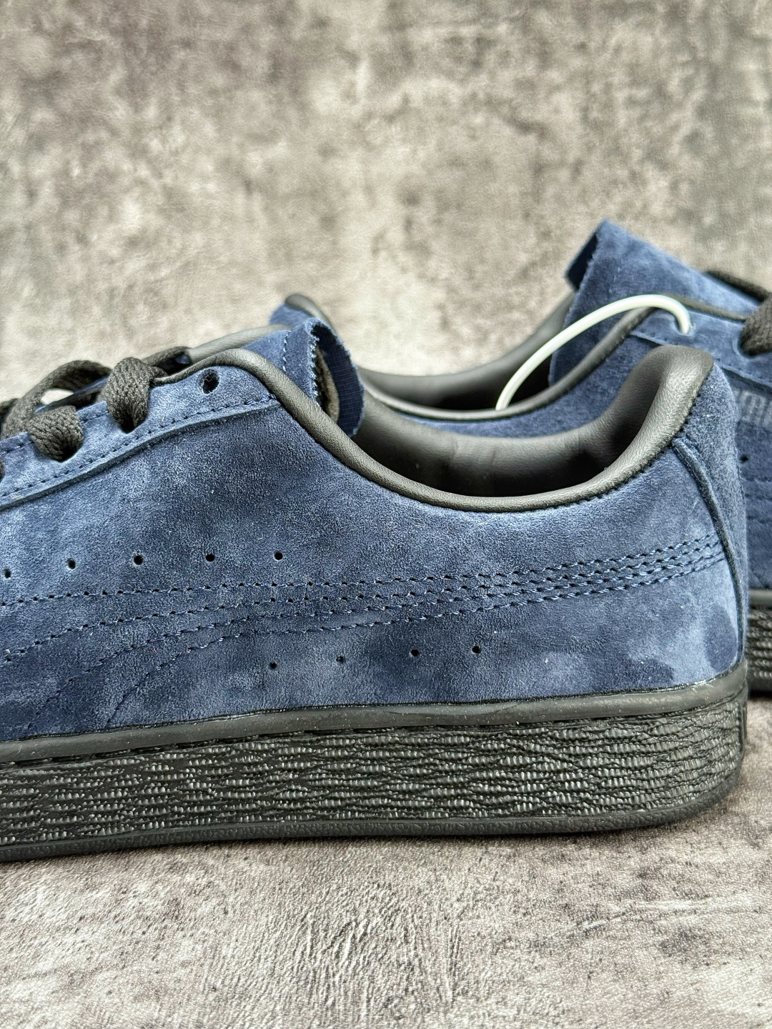 彪马Rose x Puma Speedcat 联名款 极速赛车系列彪马低帮生活休闲鞋 405977-01-High Quatity Cheap Brand wholesale wholesaler seller Clothes Bags handbags Sneakers Top Fashion Clothing Shoes from China Factory Chinese suppliers best Quality Beautiful Price 彪马Rose x Puma Speedcat 联名款 极速赛车系列彪马低帮生活休闲鞋 405977-01