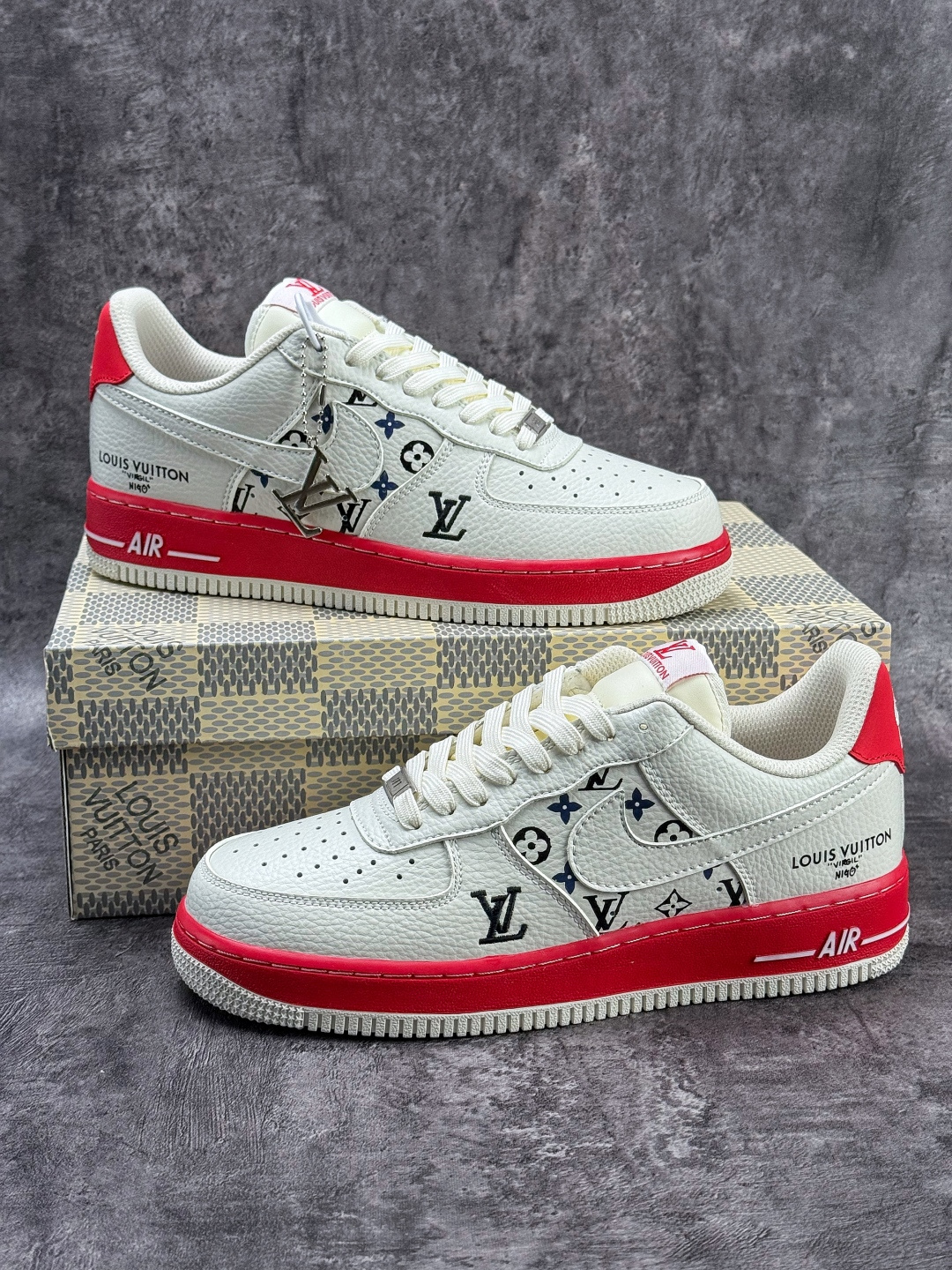Nike Air Force 1 Low 07 x Louis Vuitton 白黑红 BQ4212-100