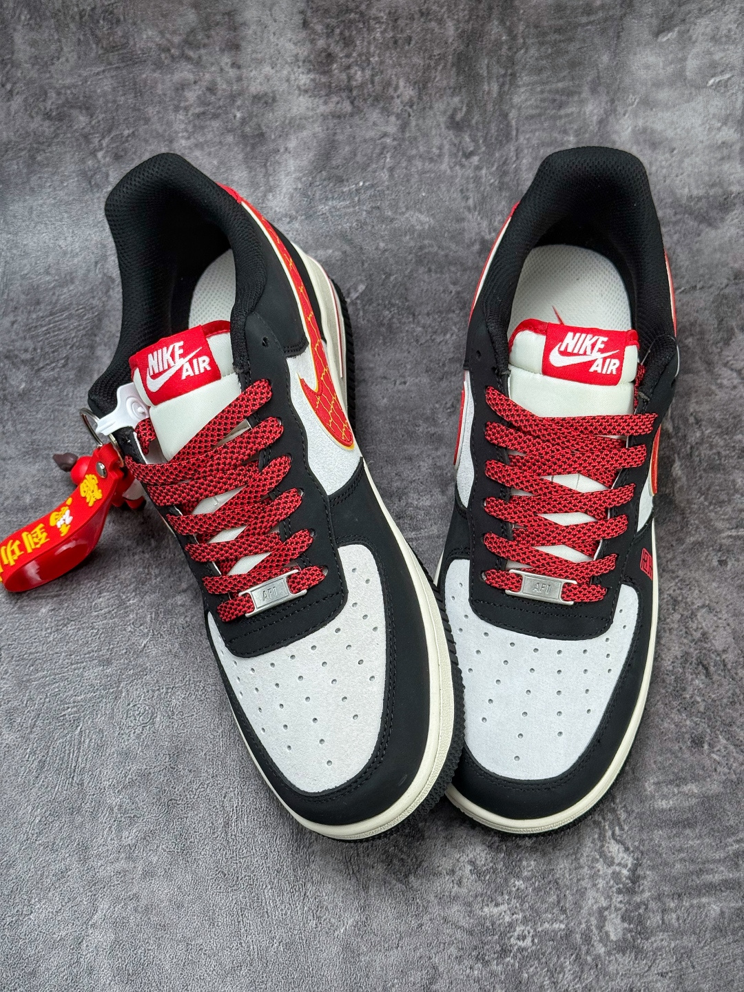 Nike Air Force 1 Low 07 马年限定 黑白红满天星 HT5088-612