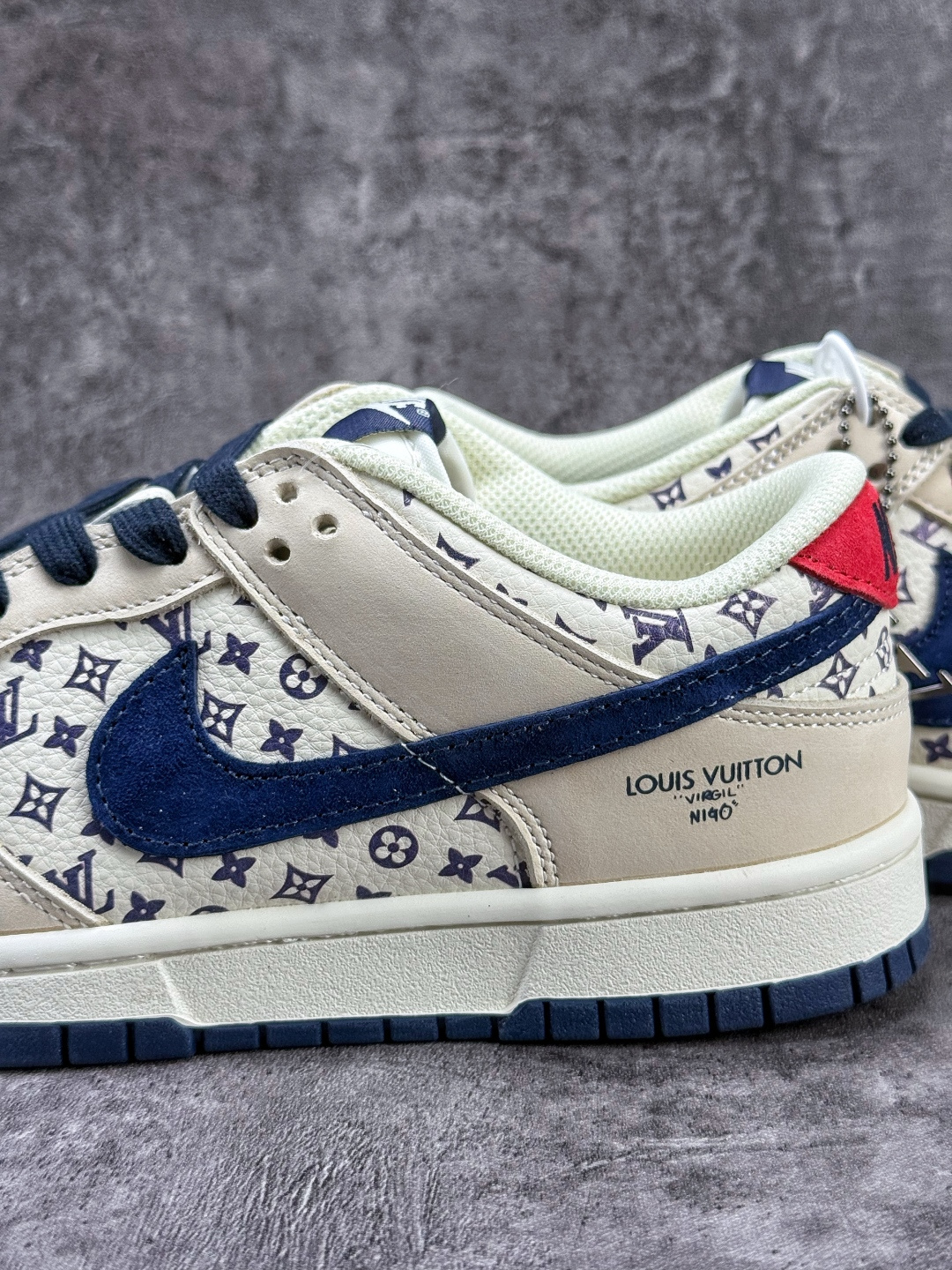 Nike SB Dunk Low x Louis Vuitton 米白蓝 DN3168-020