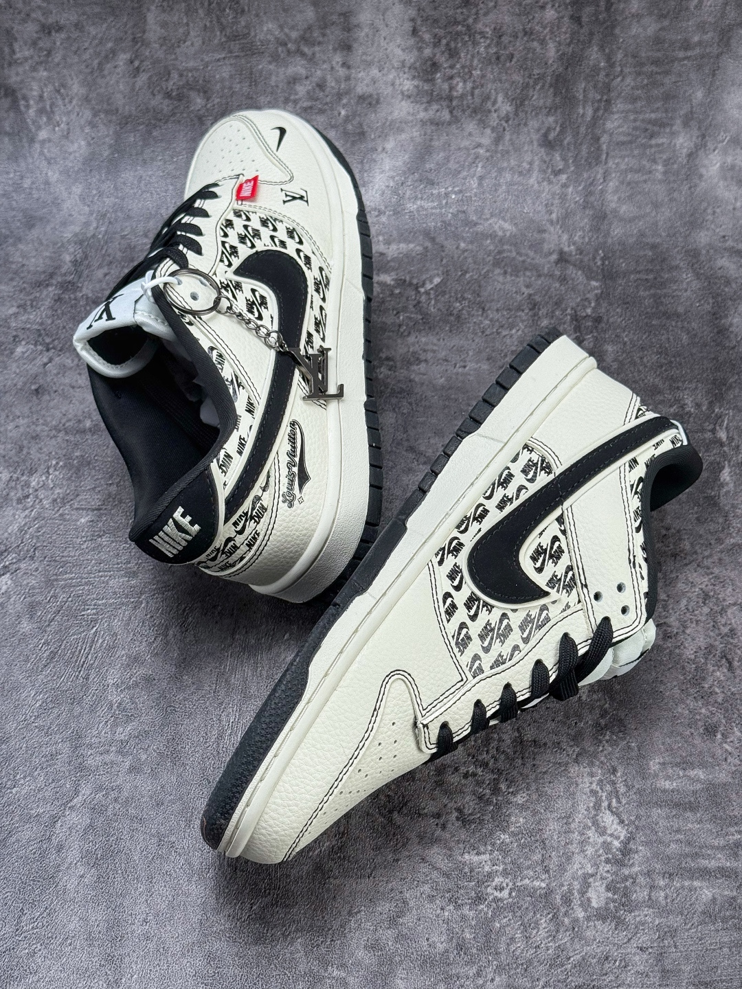 Nike SB Dunk Low x Louis Vuitton 白黑小勾 MN1688-103