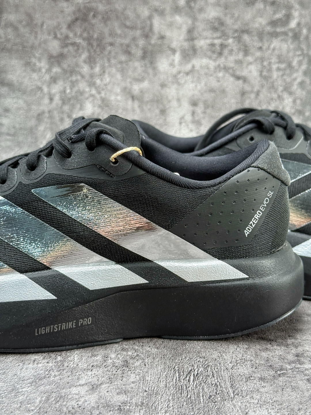 Ad Adizero Evo SL M 轻盈跑鞋 耐磨减震专业跑步鞋 KJ9663