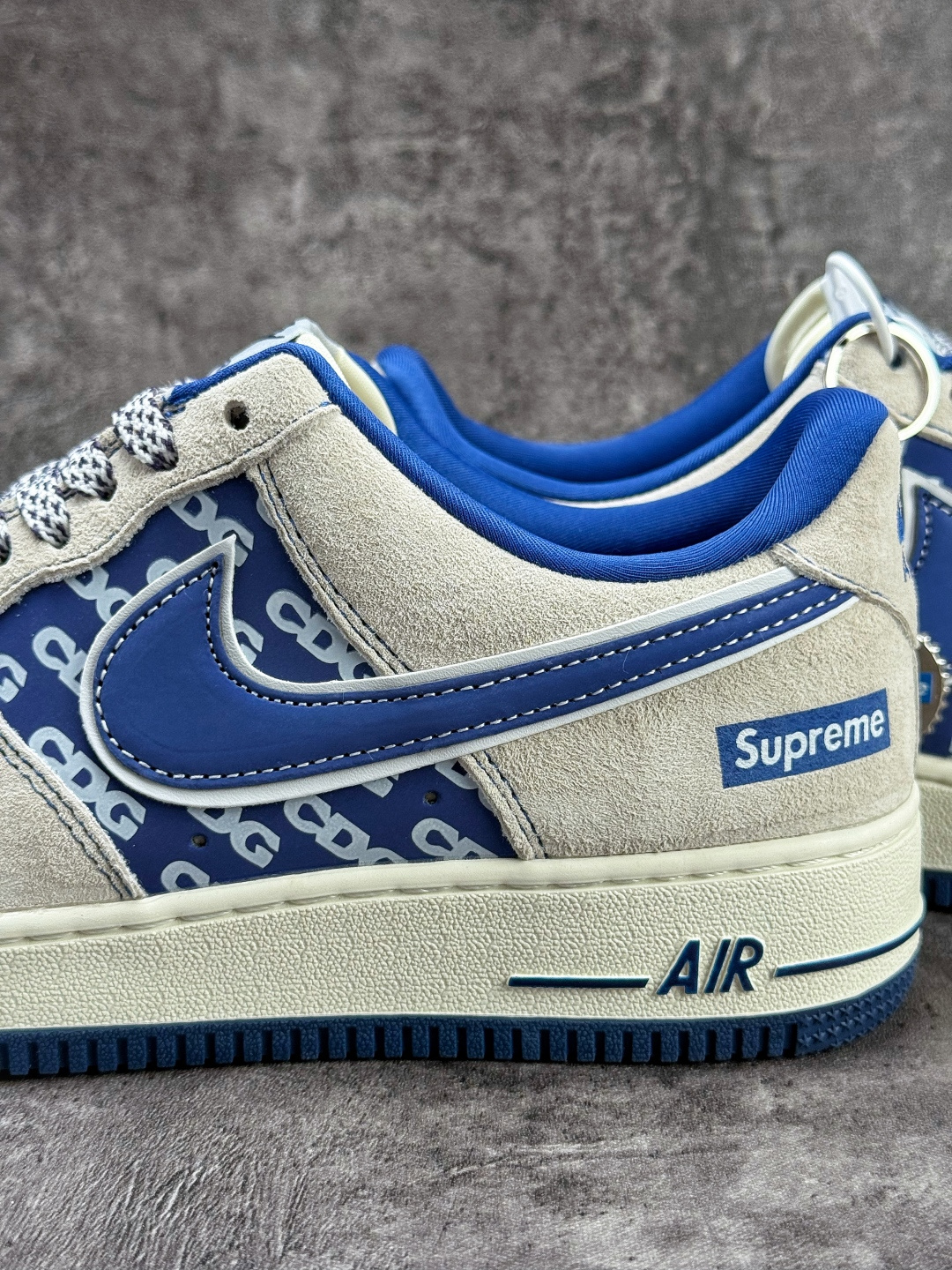 Nike Air Force 1 Low 07 x Superme 灰蓝小勾满天星 SY1388-022