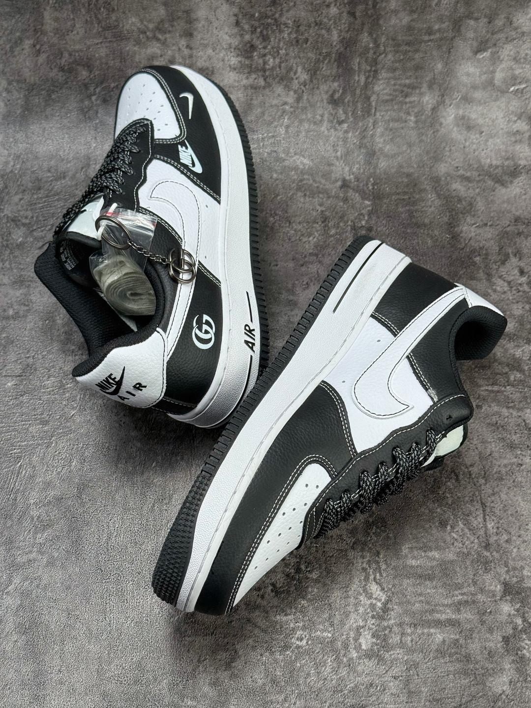 Nike Air Force 1 Low 07 x GUCCI 黑白双小勾满天星 DD1982-340