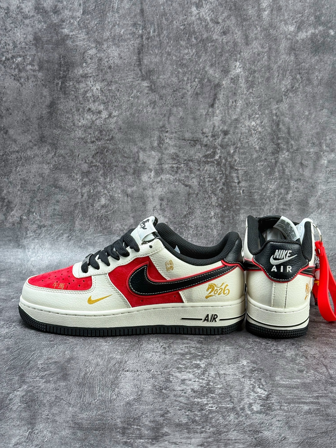 Nike Air Force 1 Low 07 马年限定 白红黑小勾 HT5088-616
