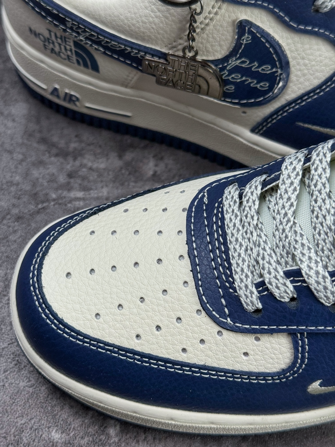 Nike Air Force 1 Low 07 x The North Face 蓝白小勾满天星 XL1982-333
