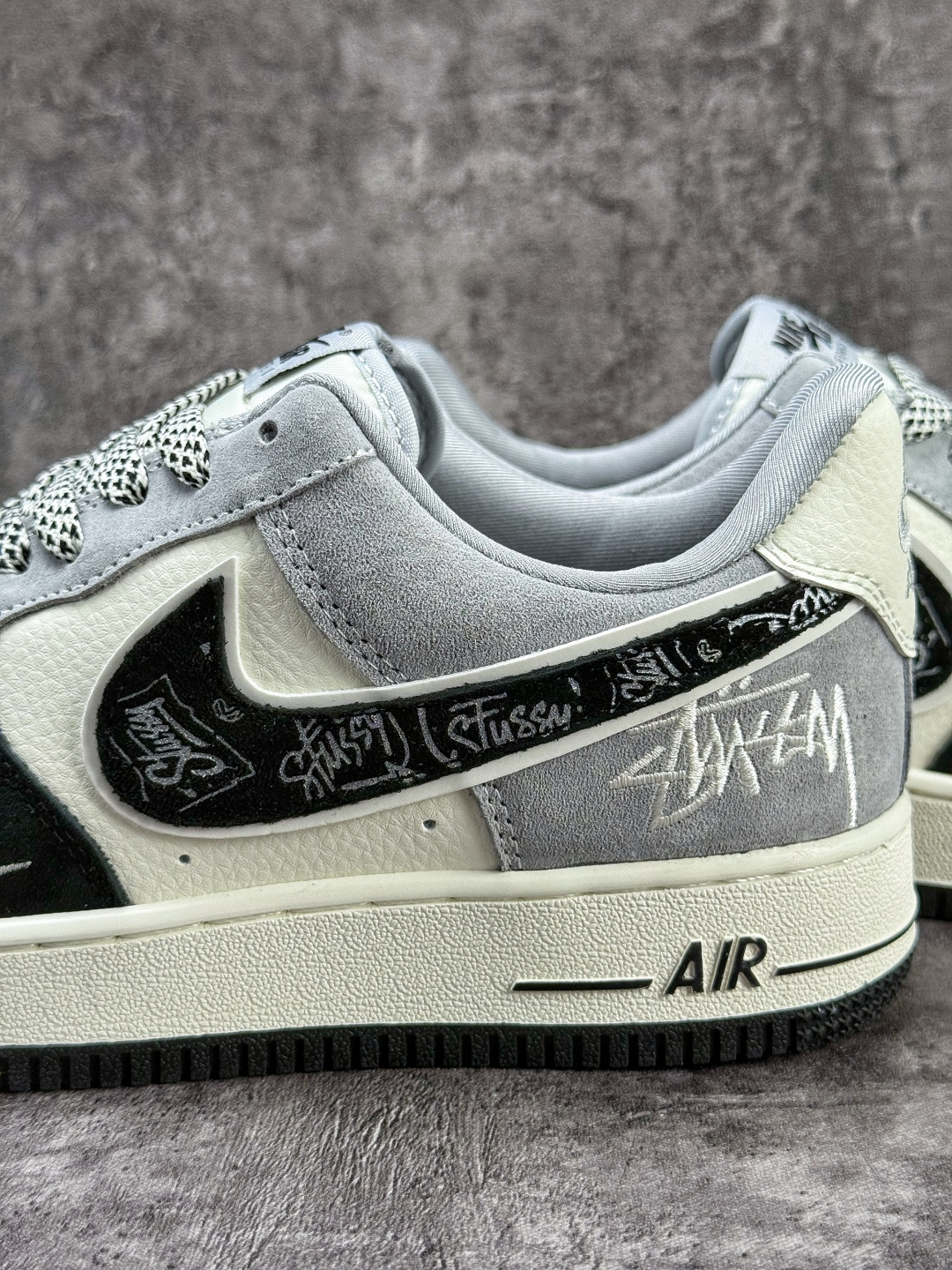 Nike Air Force 1 Low 07 x Stussy 黑白灰小勾满天星 SS1979-013