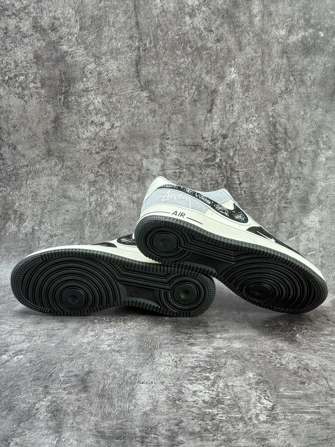 Nike Air Force 1 Low 07 x Stussy 黑白灰小勾满天星 SS1979-013