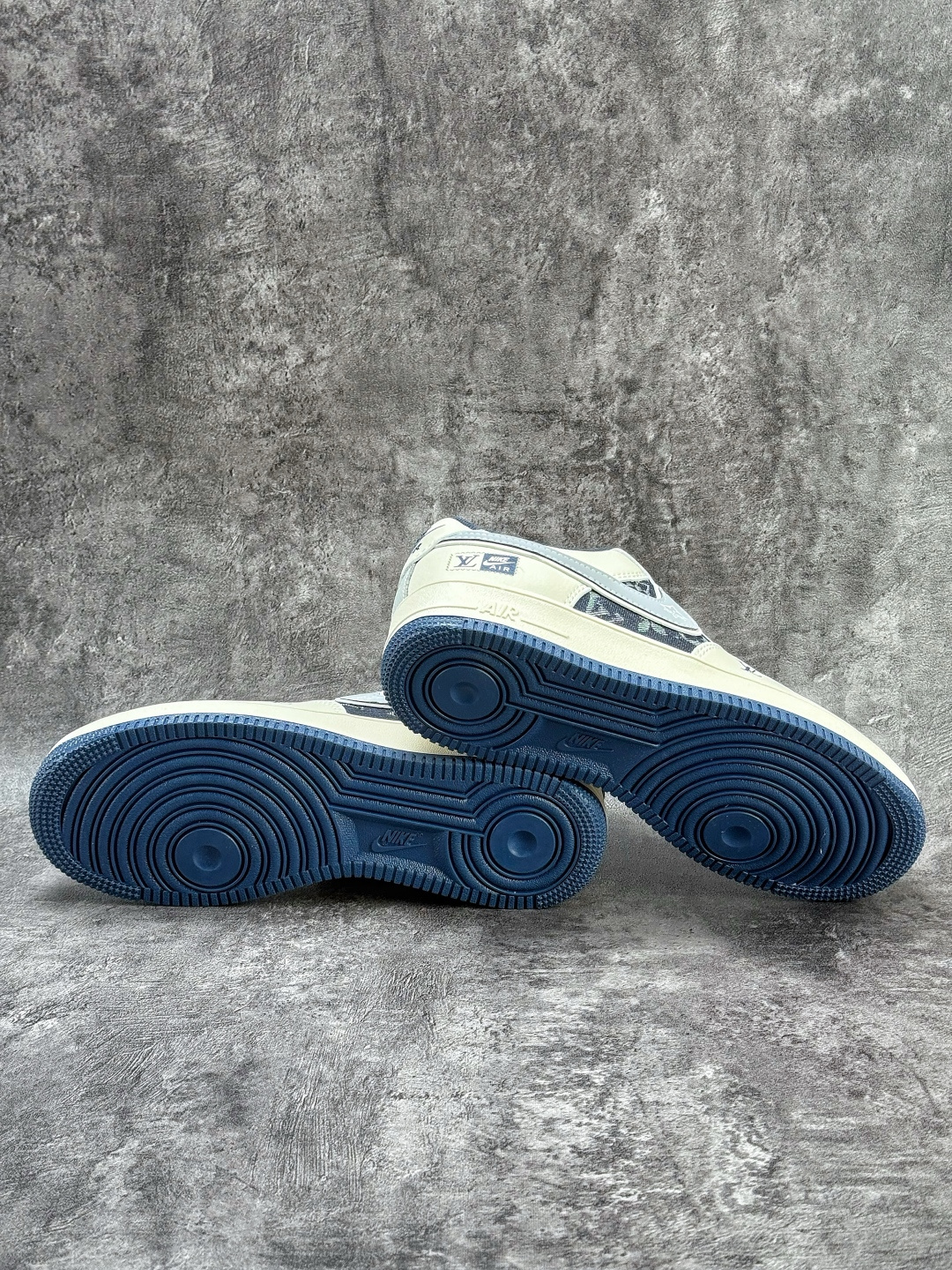 Nike Air Force 1 Low 07 x Louis Vuitton 白蓝灰满天星 XY2025-006