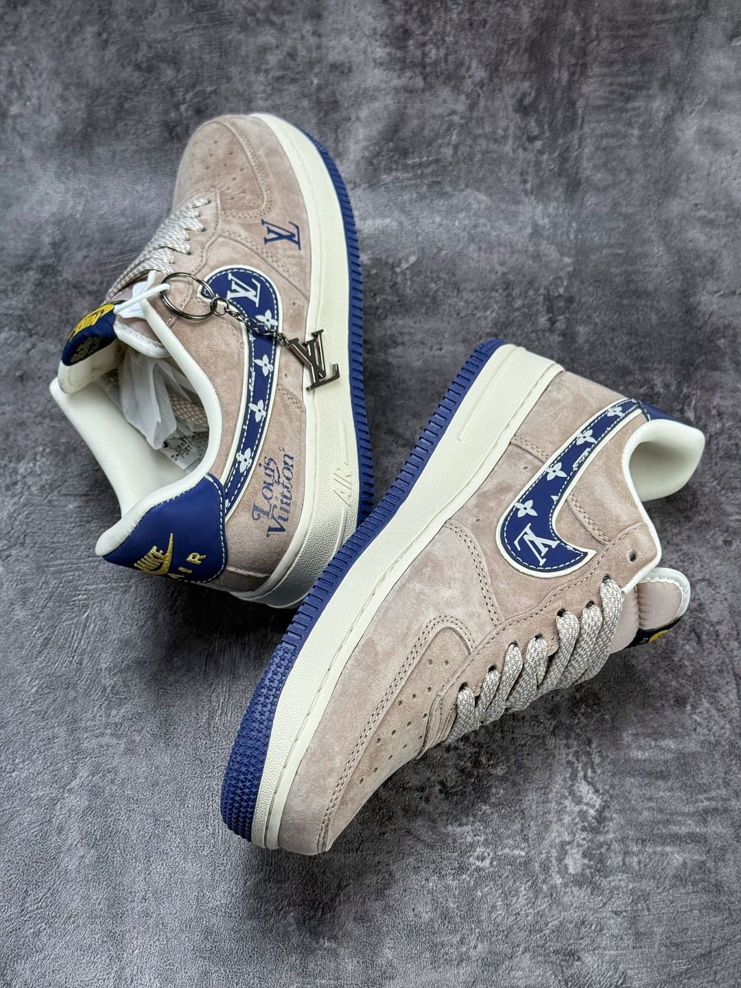 Nike Air Force 1 Low 07 x Louis Vuitton 棕蓝满天星 KL1688-004