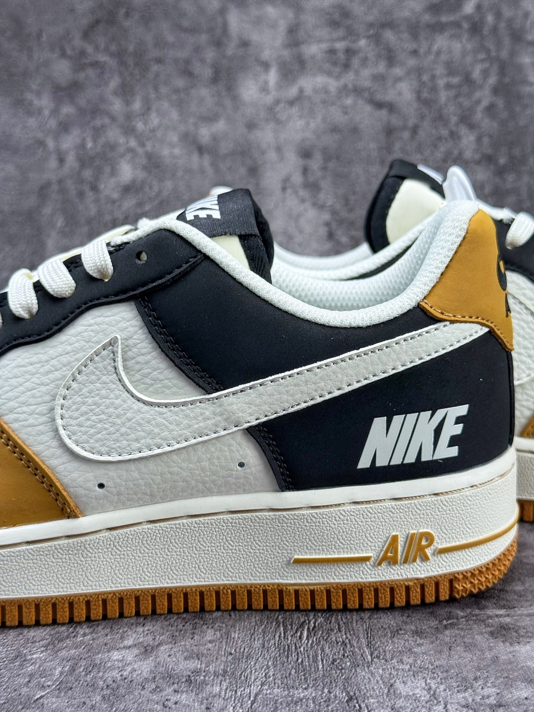 Nike Air Force 1 Low 07 黄白黑小勾 IH0587-700