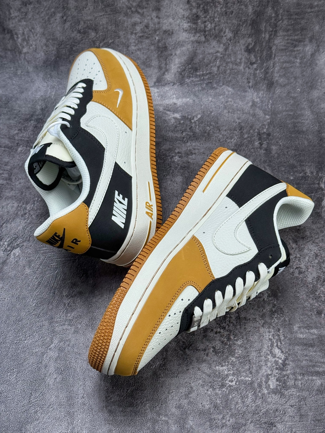 Nike Air Force 1 Low 07 黄白黑小勾 IH0587-700