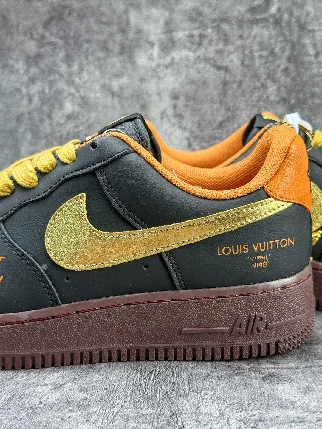 Nike Air Force 1 Low 07 x Louis Vuitton 黑黄 FV3694-101