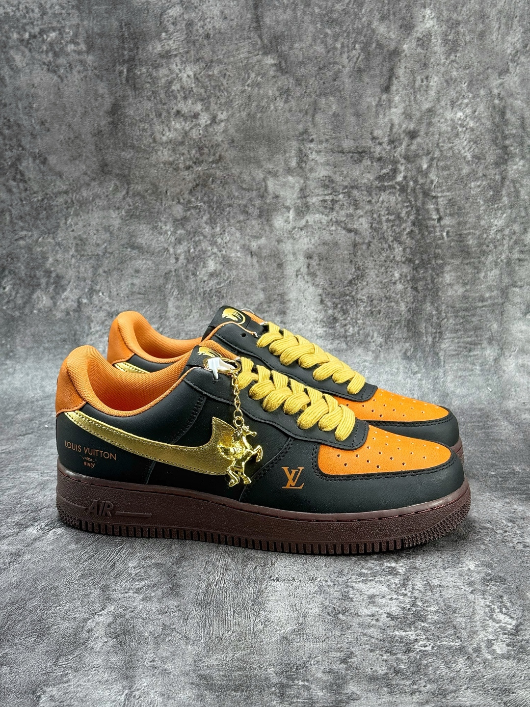 Nike Air Force 1 Low 07 x Louis Vuitton 黑黄 FV3694-101