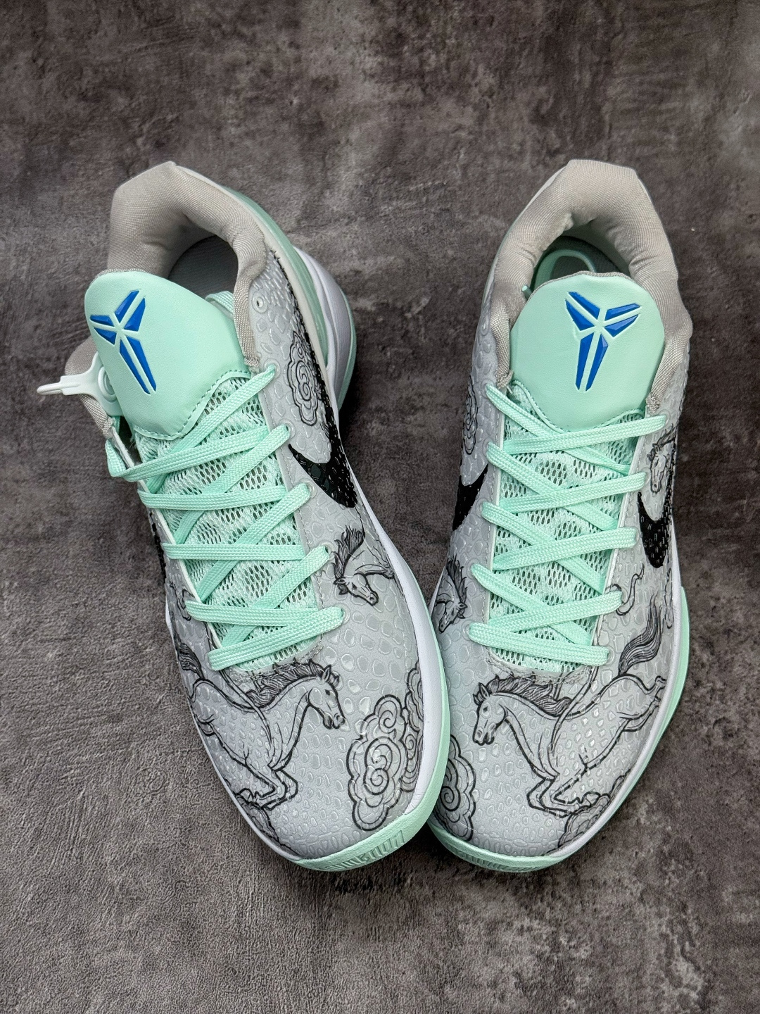 Nike Zoom KOBE 6 VI 马年限定 科比六代低帮运动篮球鞋 CW2190-014