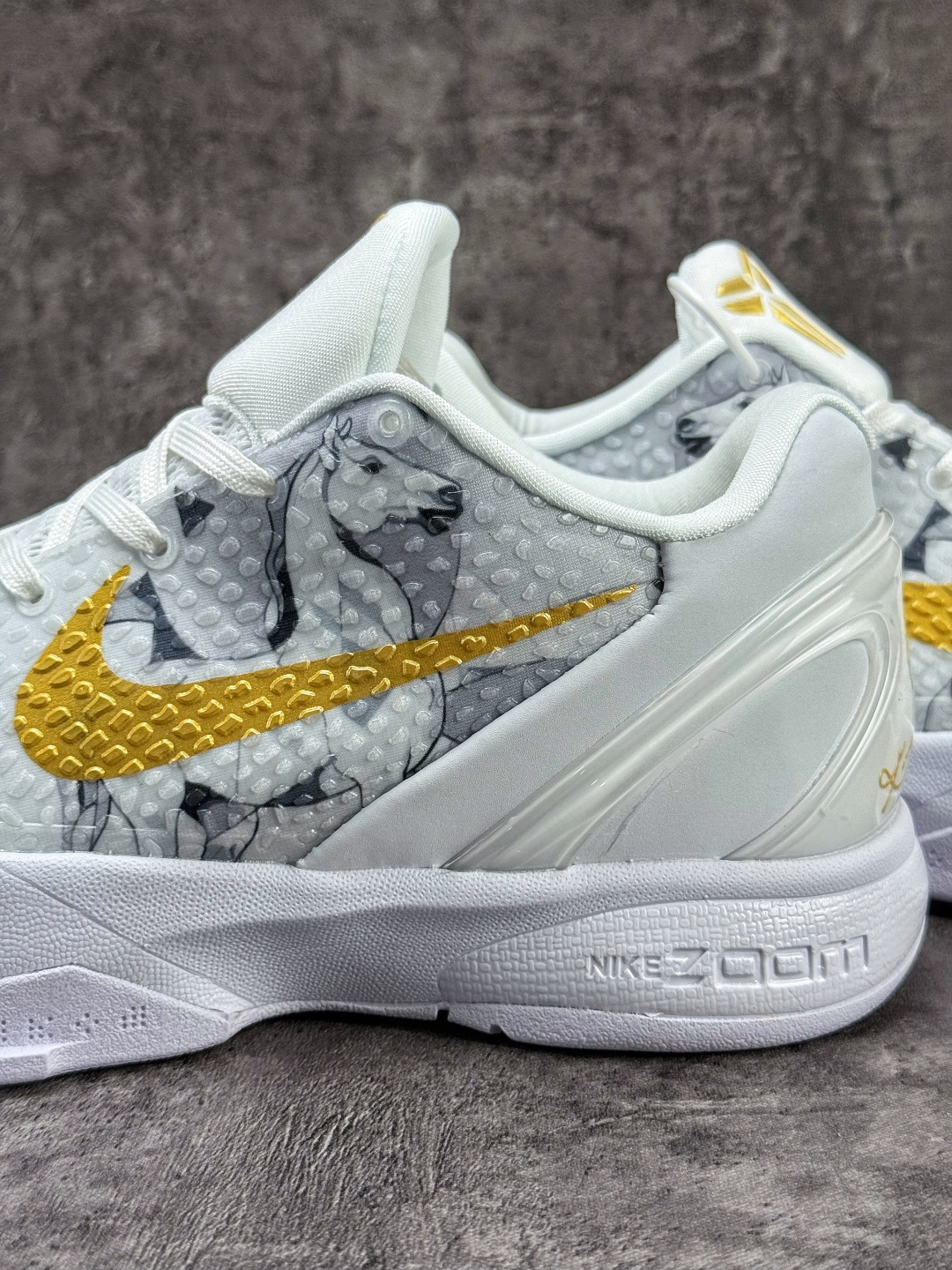 Nike Zoom KOBE 6 VI 马年限定 科比六代低帮运动篮球鞋 CW2190-016-High Quatity Cheap Brand wholesale wholesaler seller Clothes Bags handbags Sneakers Top Fashion Clothing Shoes from China Factory Chinese suppliers best Quality Beautiful Price Nike Zoom KOBE 6 VI 马年限定 科比六代低帮运动篮球鞋 CW2190-016