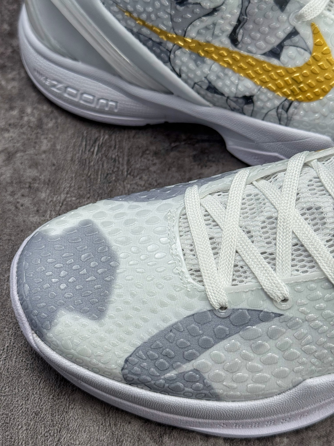 Nike Zoom KOBE 6 VI 马年限定 科比六代低帮运动篮球鞋 CW2190-016-High Quatity Cheap Brand wholesale wholesaler seller Clothes Bags handbags Sneakers Top Fashion Clothing Shoes from China Factory Chinese suppliers best Quality Beautiful Price Nike Zoom KOBE 6 VI 马年限定 科比六代低帮运动篮球鞋 CW2190-016