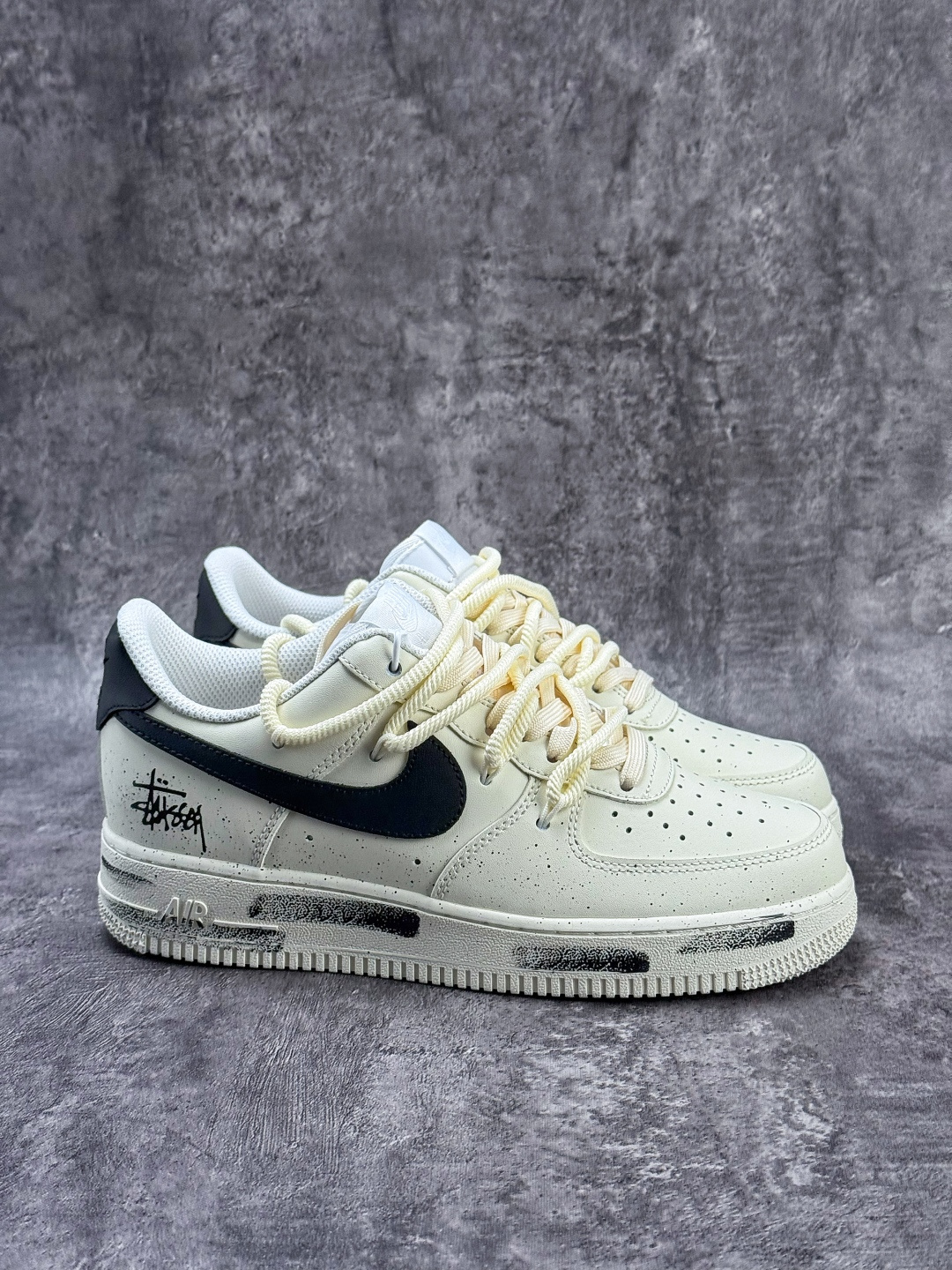 Nike Air Force 1 Low 07 x Stussy 米白黑绑带 ZH0316-159